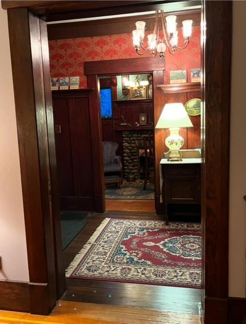 The Hazelhouse Bed & Breakfast Chilliwack Exterior photo